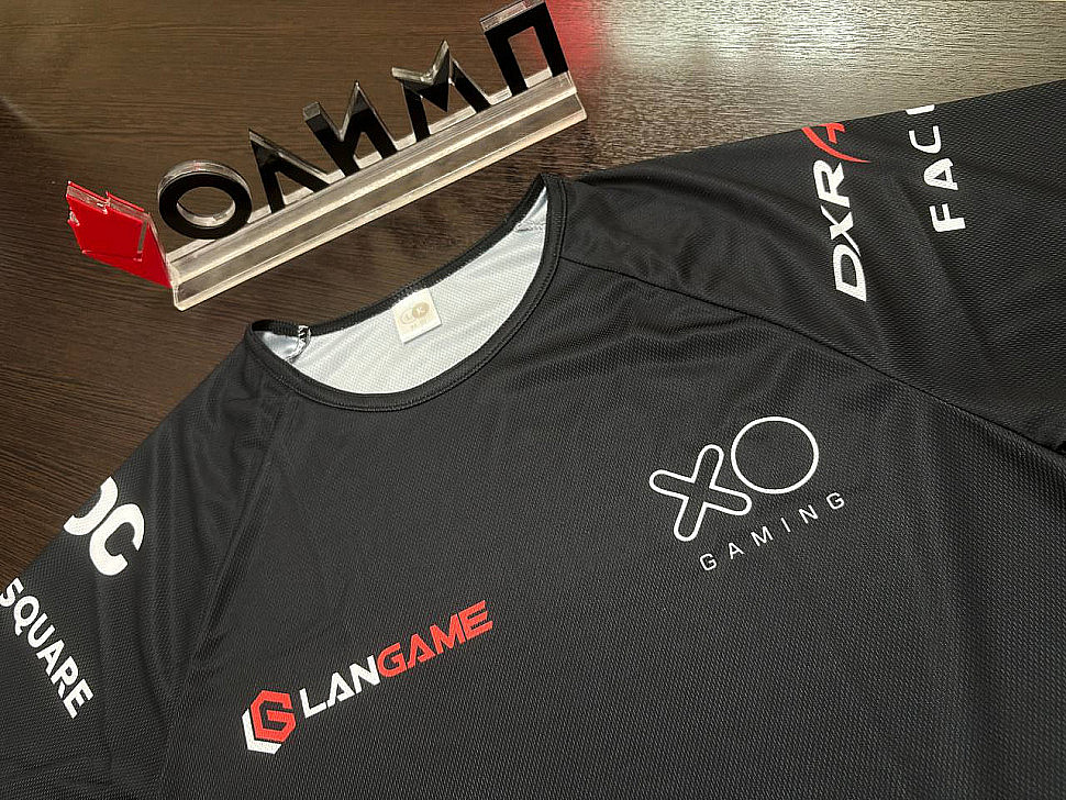 Наше портфолио - Печать фирменных футболок для компьютерного клуба "XO Gaming" Наше портфолио - Печать фирменных футболок для компьютерного клуба "XO Gaming"